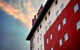 Ibis Canoas Shopping